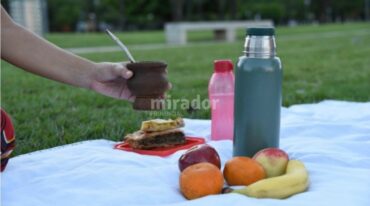 Habrá cuatro picnics nocturnos de enero a abril (uno por mes) en cuatro parques distintos en Rosario. Gentileza: Municipalidad de Rosario.