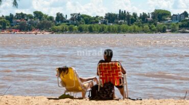 El cruce a Isla Verde cuesta  y se hace todos los días de 9.30 a 19.30. Gentileza: Municipalidad de Rosario.