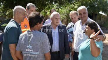 El gobernador estuvo en Pueblo Esther y en Arroyo Seco. Gentileza: Gobierno de Santa Fe.