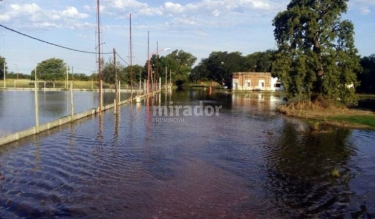 Durante varios días las calles de Pueblo Marini se mantuvieron así. Ahora el buen tiempo ayuda