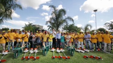 Las asociaciones recibieron elementos por 40.000 pesos. Gentileza: Municipalidad de Santa Fe.