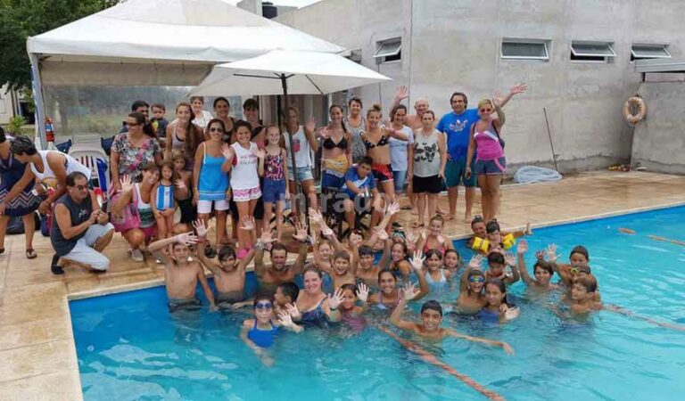 El Nado Solidario de Club Atlético Trebolense terminó siendo una grata movida en favor de los más necesitados.