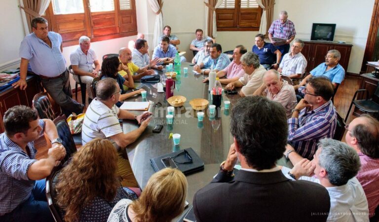 'Festram rechazó que la política salarial del sector municipal se ajuste a las pautas nacionales'