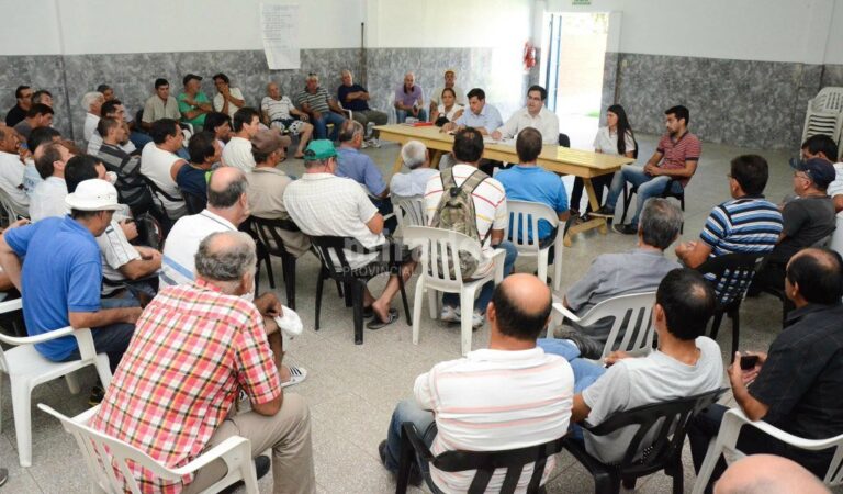 El Estado municipal se comprometió a ayudar a los empleados que sufren de una situación difícil desde hace meses. Gentileza: Municipalidad de Reconquista.
