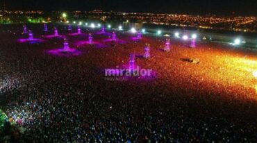La multitud ricotera en un recital que sobrepasó la capacidad organizativa y terminó trágicamente: hubo dos muertos y varios heridos. Gentileza.