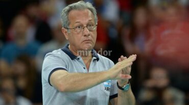 El bonaerense Julio Velasco estará entre el jueves 30 de marzo y el domingo 2 de abril en Rosario. Gentileza: Federación del Voleibol Argentino.