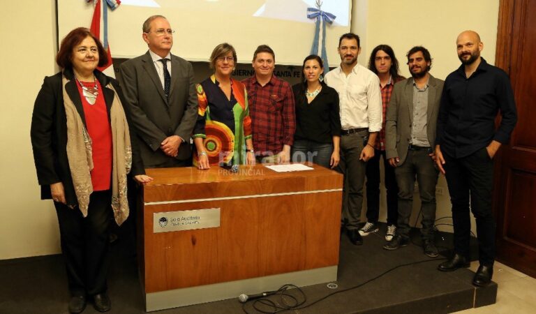 'No queremos un ministerio administrativo separado de la propia acción cultural'