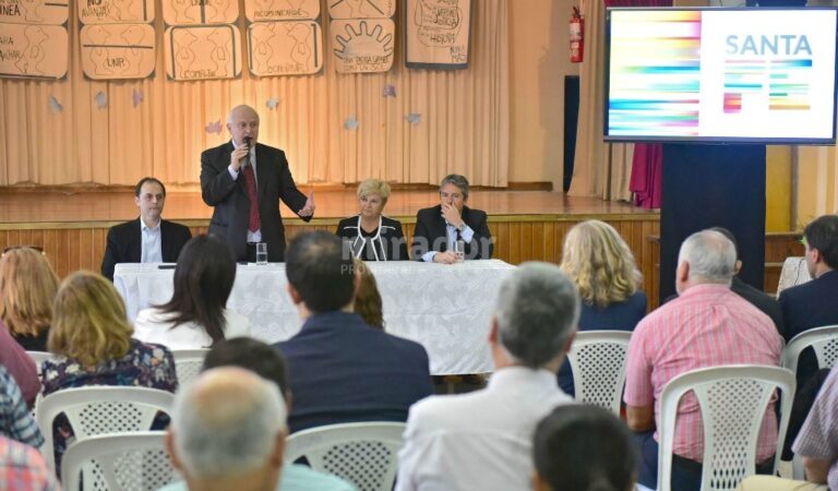 Se presentaron cuatro empresas para realizar la obra. Gentileza: Gobierno de Santa Fe.