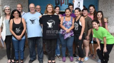 La intendenta de Rosario estuvo en el centro cultural que incluye un jardín de infantes. Gentileza: Municipalidad de Rosario.