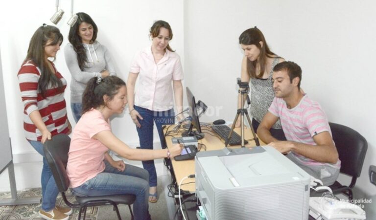 Los trámites que se pueden realizar son actualización de menor o mayor