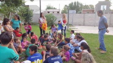 El grupo está integrado por cinco chicas de la ciudad ganadores en distintos festivales. Gentileza: Municipalidad de Esperanza.
