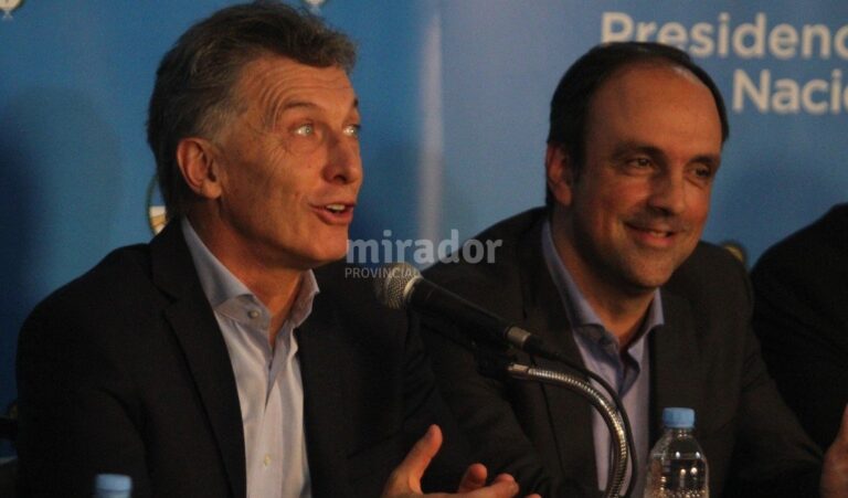 Macri. "La última vez que anduve por Santa Fe dije que (Corral) tenía un compromiso como intendente y que íbamos a hablar