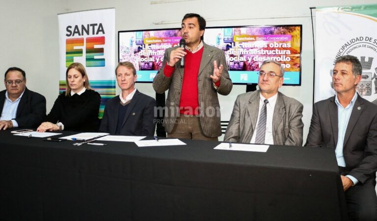 Diego Leone estuvo en la presentación de las obras para el barrio sunchalense. Gentileza: prensa Gobierno de Santa Fe.