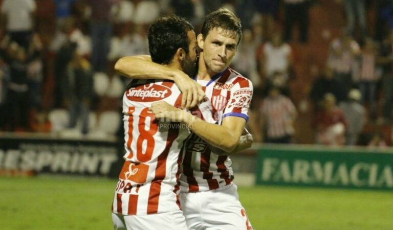 Unión recibirá a NOB el sábado en su cancha. Archivo.