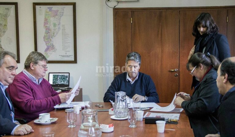 Las tareas benefician a dos localidades del departamento Las Colonias. Gentileza: prensa Gobierno de Santa Fe.