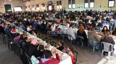 Unas 1.500 personas se reunieron para festejar el día que conmemora a las agrupaciones sociales que trabajan en un esquema más democrático. Gentileza: prensa Gobierno de Santa Fe.
