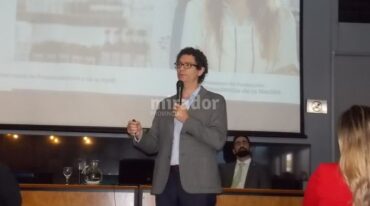 Mayer dijo que las empresas de entre 70 y 100 empleados son las que más sufren los altos costos laborales no salariales. Gentileza: prensa fundación Libertad.