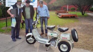 La motoneta tiene 57 años de antigüedad. Gentileza: prensa Municipalidad de El Trébol.