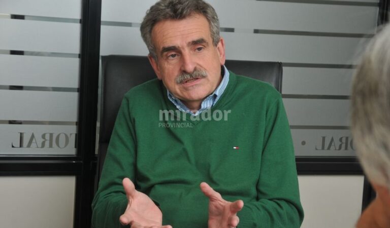 El ex jefe de la bancada de diputados nacionales del Frente para la Victoria quiere volver al Congreso y admite que Cristina Fernández es su referente. Luis Cetraro.