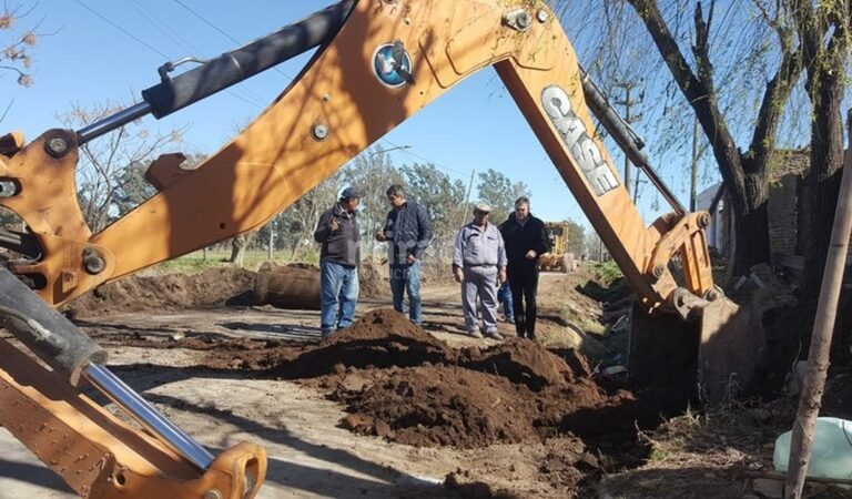 'El pavimento es una obra que le cambia absolutamente la vida a los vecinos'