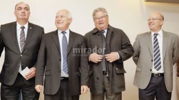 El gobernador estuvo acompañado por el vice