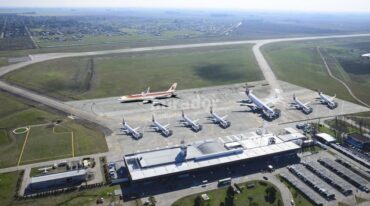 Plan de obras. Los trabajos contemplan la demolición y reconstrucción total de los 32.200 m2 que integran la plataforma actual junto con la incorporación de 36.800 m2 de superficie hacia el sector oeste y norte. Gentileza: prensa AIR.