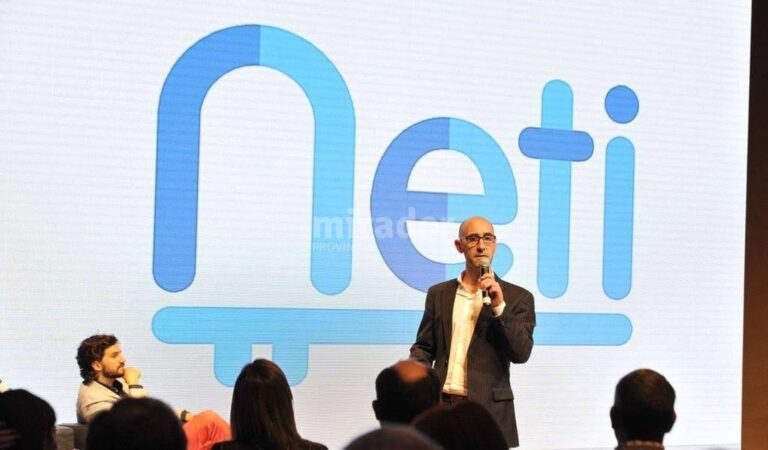 No Todo Está Inventado (NETI) es uno de los espacios de creación que formó Repetto (parado