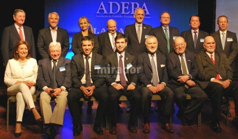 La comisión directiva de Adepa en pleno. Gentileza: Adepa.