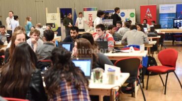 Más de 500 personas participaron del evento informático. Gentileza: prensa Bolsa de Comercio de Rosario.