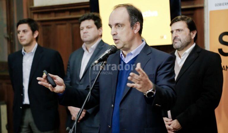 El intendente Corral habló de hacer de la capital provincial la principal ciudad emprendedora del país. Gentileza: prensa Municipalidad de Santa Fe.