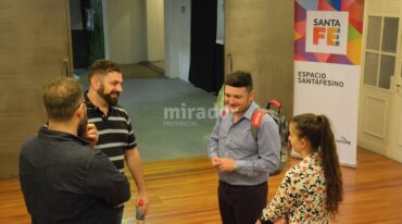 Los premios se dividen en 16 categorías para la producción de bienes culturales reproducibles. Gentileza: prensa Gobierno de Santa Fe.