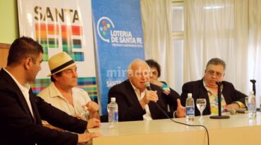 El gobernador estuvo en la presentación del espectáculo. Gentileza: prensa Gobierno de Santa Fe.