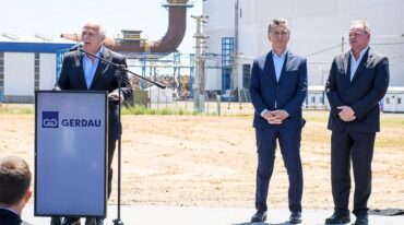 El gobernador y el presidente estuvieron en Pérez. Gentileza: prensa Gobierno de Santa Fe.