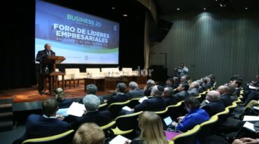 El foro abordó la oportunidad que tiene Argentina para presidir en 2018 el G20 y el desafío que esto implica para los empresarios nacionales. Gentileza: prensa Gobierno de Santa Fe.