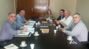 El encuentro sirvió para repasar la situación de las propuestas presentadas por las cámaras empresarias a los legisladores y si alguna podrá tener tratamiento antes de fin de año. Gentileza: prensa Fececo.