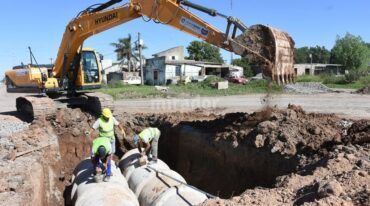 Esta obra permitirá conducir los excedentes pluviales de los barrios San José y Barranquitas. Gentileza: prensa Municipalidad de Rafaela.