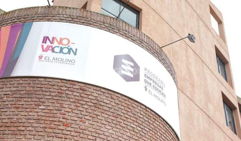 'Esta incubadora hoy tiene 35 proyectos