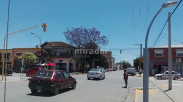 Las cuatro esquinas del hospital tienen ahora semáforos. Gentileza: prensa Municipalidad de Venado Tuerto.