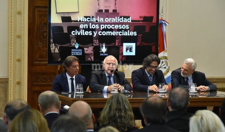 'Se necesitan hacer cambios y transformaciones