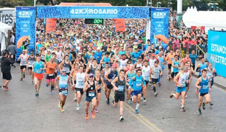 Se realizan unas 28 pruebas atléticas de largo aliento al año en Rosario. Archivo.