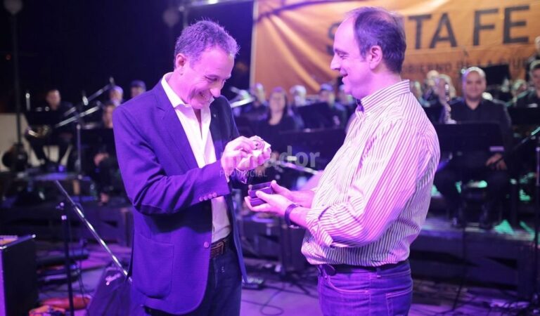 Los invitados de esta Bandálica fueron la orquesta del proyecto SOS Música y el maestro Juan Rodríguez. Gentileza: prensa Municipalidad de Santa Fe.