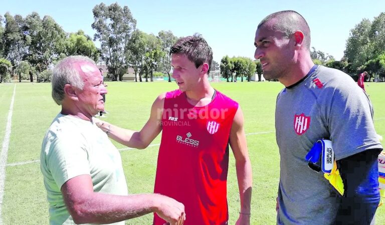 El inefable Miguel del Sel observó el amistoso ante los sanjuaninos y se quedó para bromear con Soldano y Nereo Fernández. 'El que no se lleve a Soldano es un boludo'