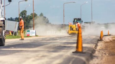 El tramo específico que se repavimenta arranca en el camino interdepartamental entre San Martín y Belgrano y finaliza en El Trébol