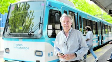 Orfila. 'Vinimos a hacer la evaluación del estado actual de la infraestructura y ahora resta analizar cuánta inversión hace falta para realizar los arreglos más importantes'. Gentileza: prensa Trenes Argentinos.