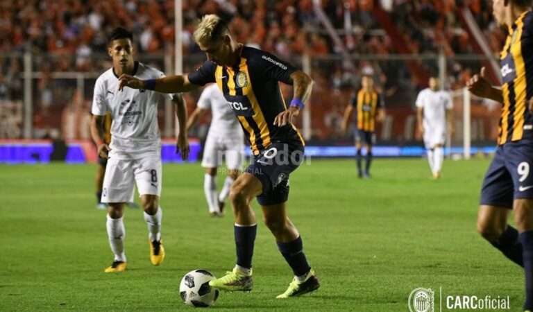 Fernando Zampedri marcó el gol canalla en Avellaneda. Gentileza: prensa Rosario Central.