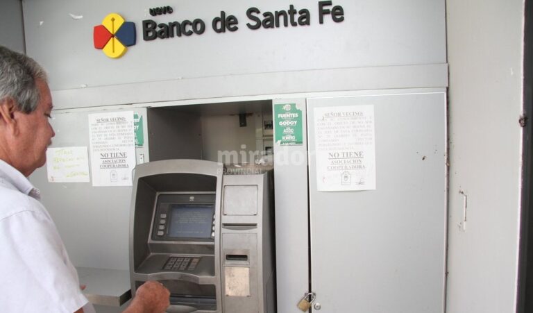 Banco Santa Fe sumó cajeros nuevos en Santa Rosa de Calchines