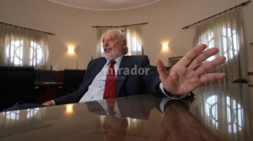 El ministro de Justicia recibió a la pareja Gigliotti-Morla y elevará un informe sobre la situación al gobernador Miguel Lifschitz aunque dejó en claro que la situación la debe resolver el Poder Judicial. Mauricio Garín.