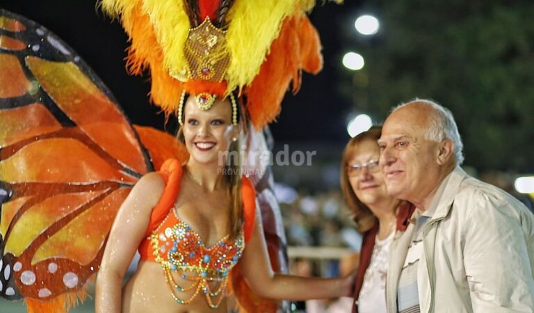 El gobernador estuvo en la Capital Provincial del Carnaval. Gentileza: prensa Gobierno de Santa Fe.
