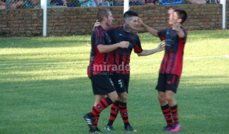 Gran festejo. En un partido muy apretado