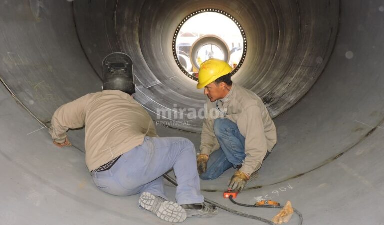 A full. En la empresa